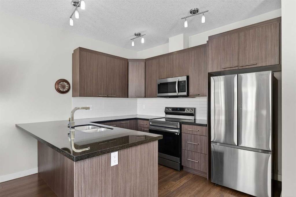 Picture for 130, 300 Marina Drive 