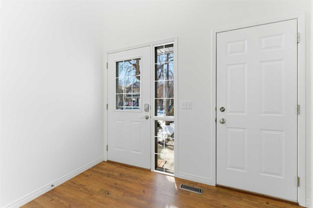 Picture for 84 Mt Apex Green SE