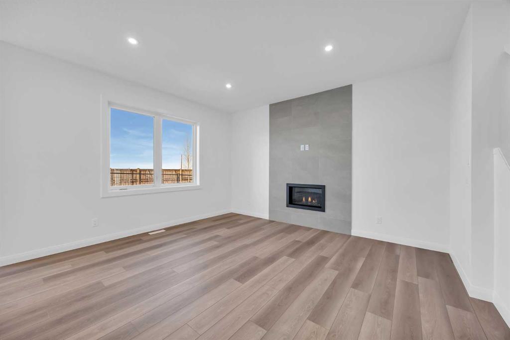 Picture for 154 Northern Lights Crescent 