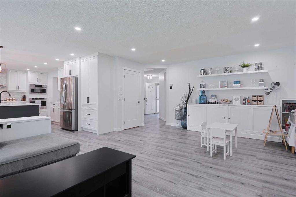 Picture for 161 Hamptons Gardens NW