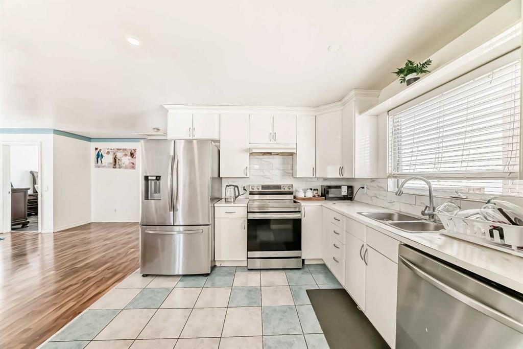 Picture for 3803 49 Street NE