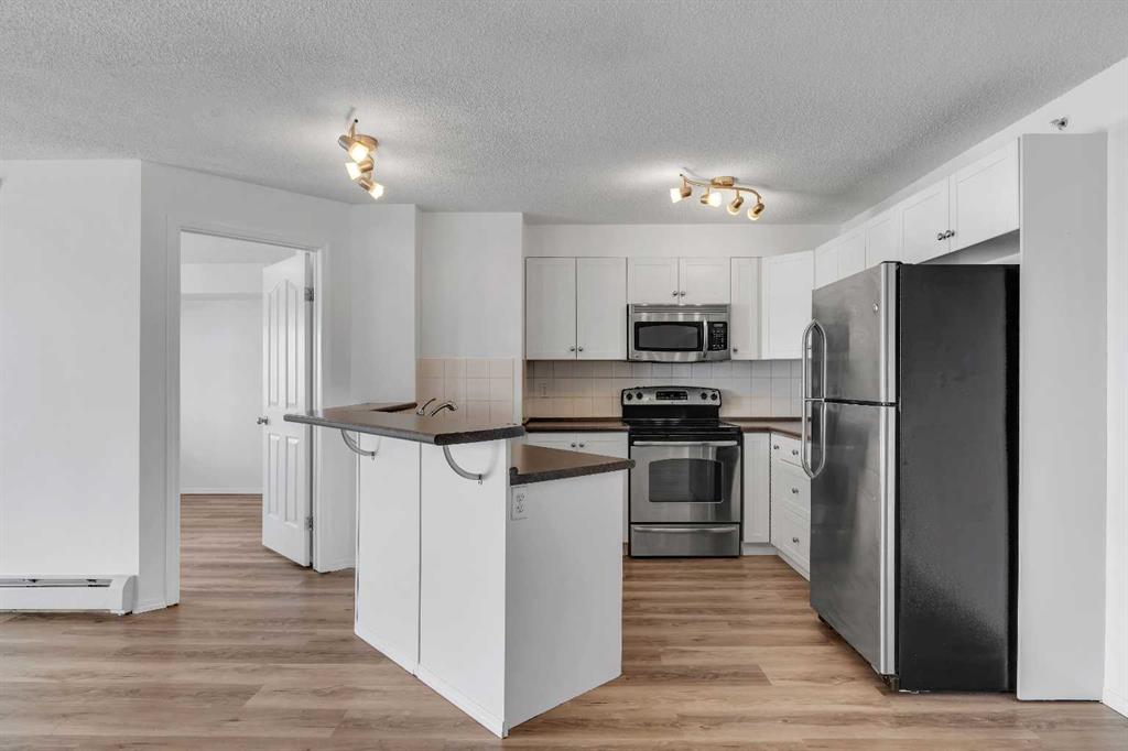 Picture for 4406, 60 Panatella Street NW