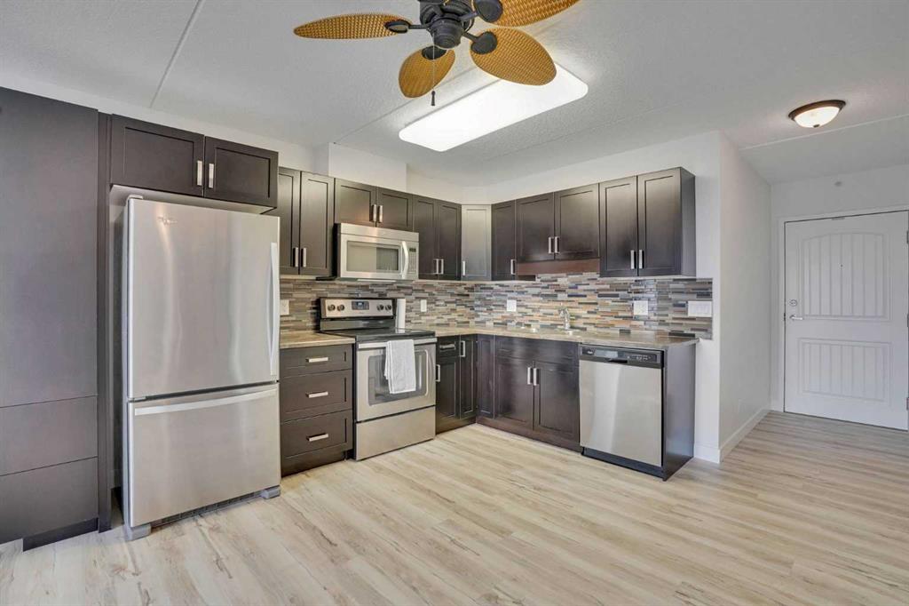 Picture for 202, 408 1 Avenue SE