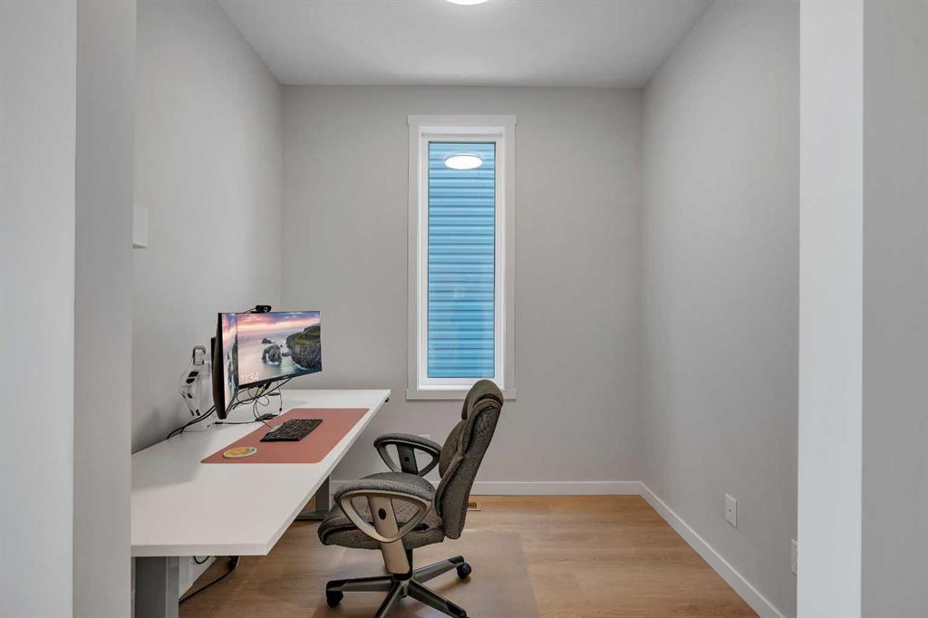 Picture for 23 Savoy Terrace SE