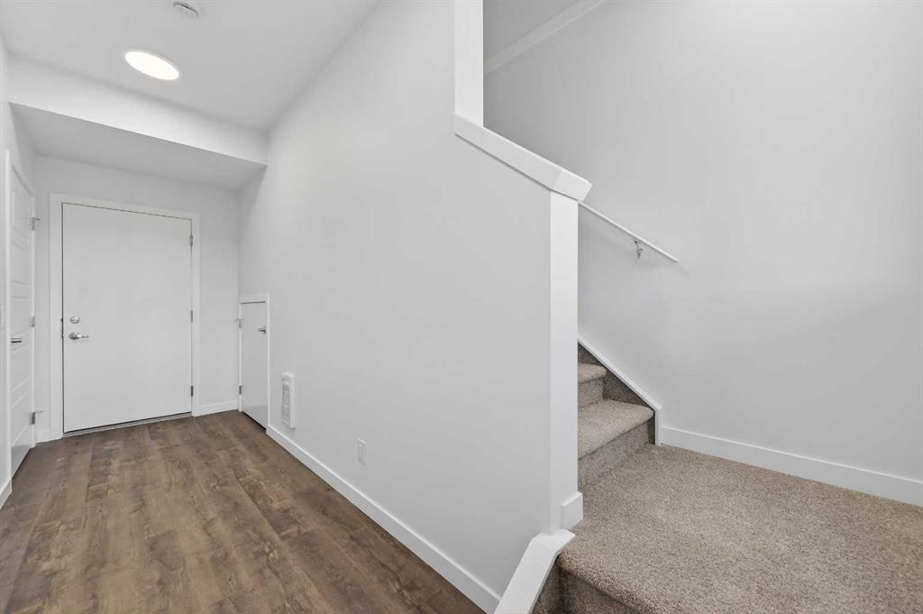 Picture for 102, 28 Red Embers Plaza NE