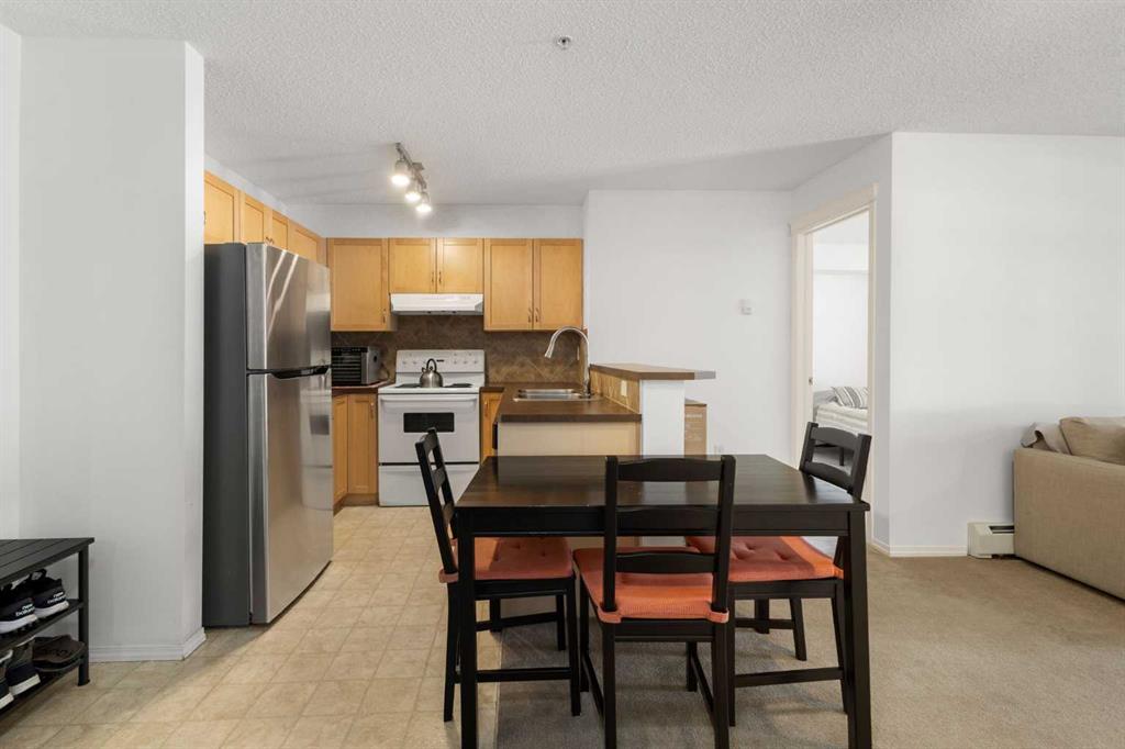 Picture for 3115, 70 Panamount Drive NW