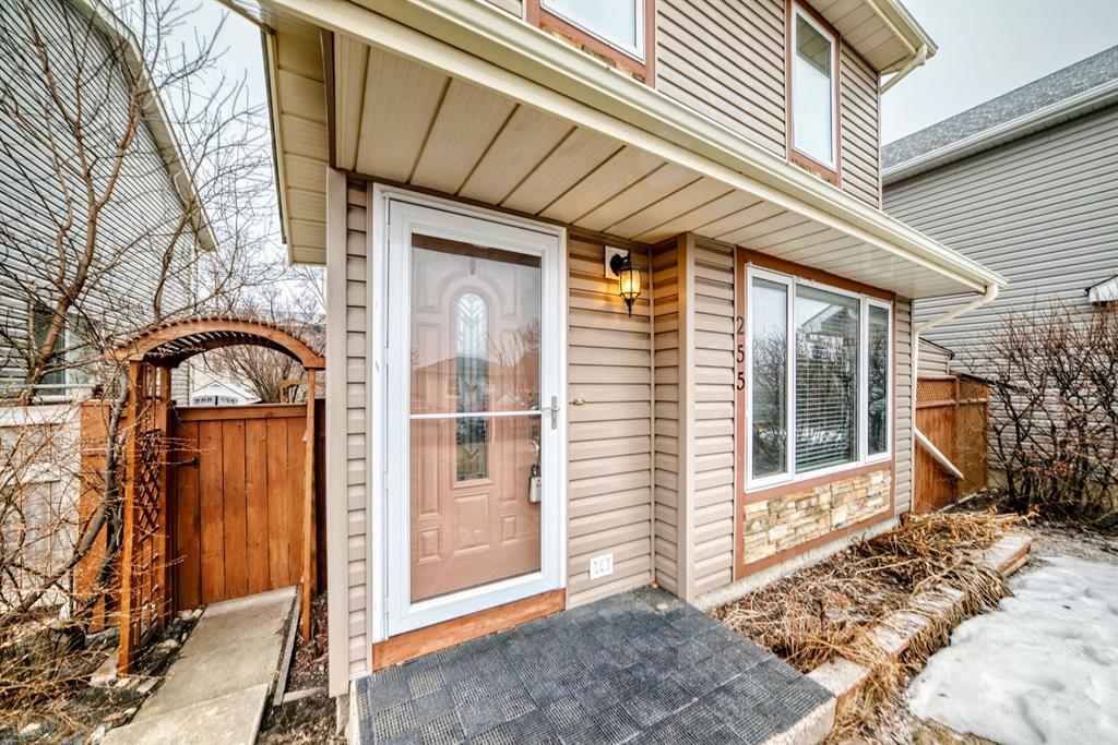 Picture for 255 Falshire Way NE