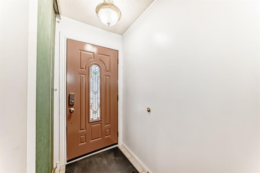 Picture for 255 Falshire Way NE