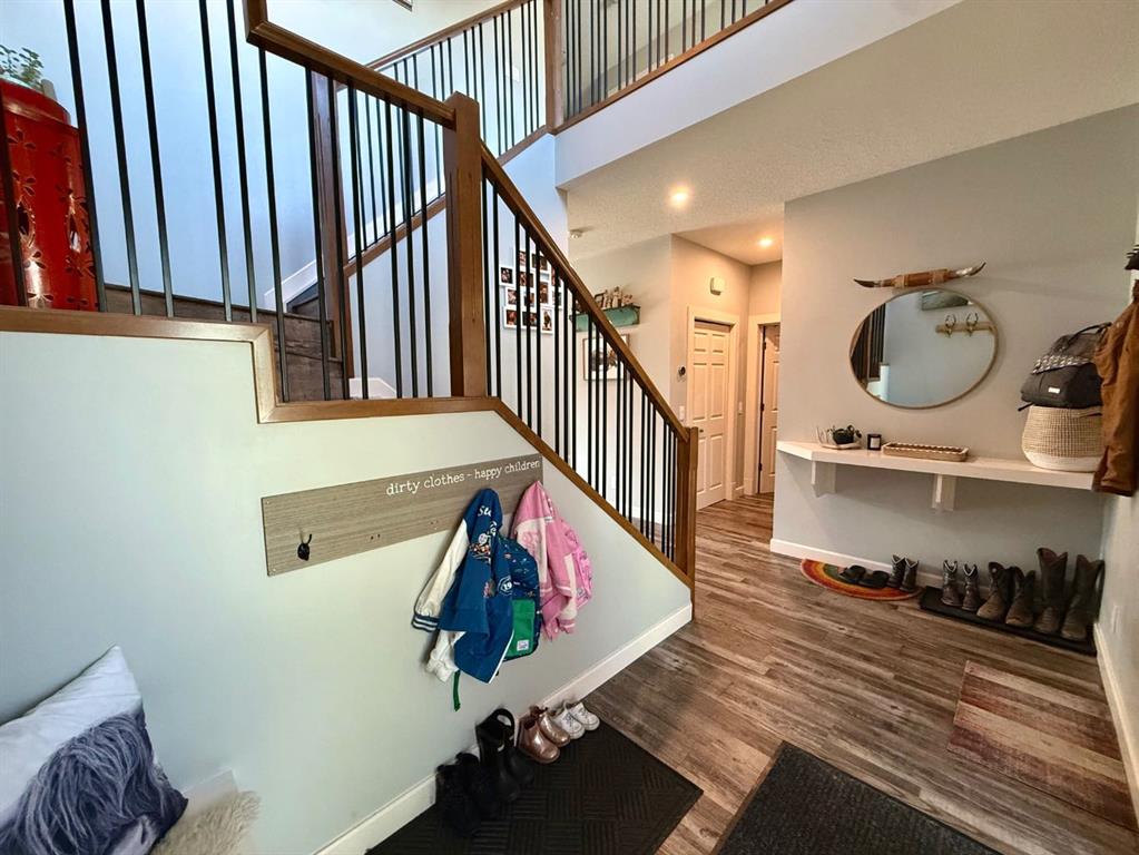 Picture for 607 Montgomery Close SE