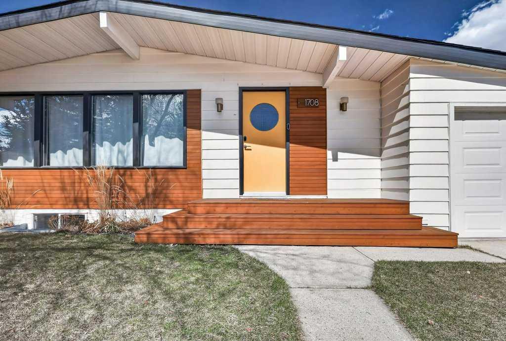 Picture for 1708 111 Avenue SW