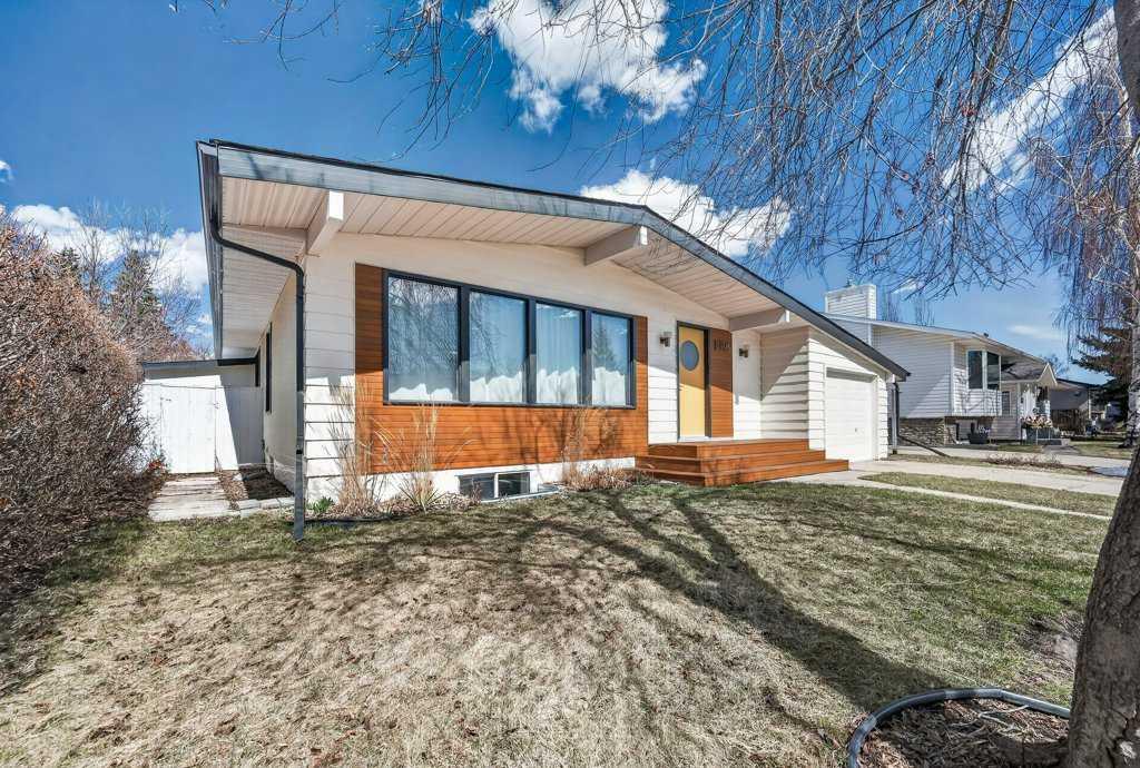 Picture for 1708 111 Avenue SW