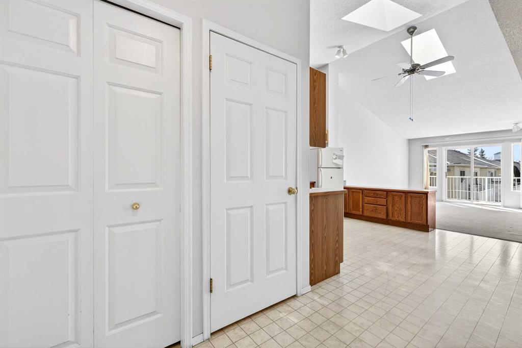 Picture for 50, 12 Woodside Rise NW