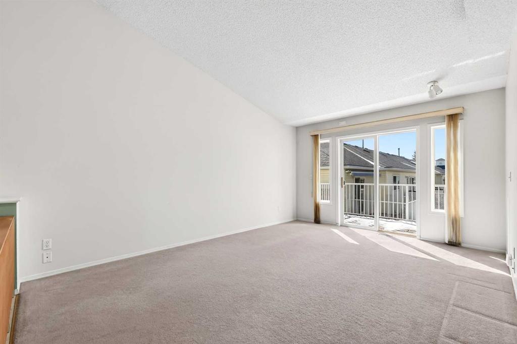 Picture for 50, 12 Woodside Rise NW
