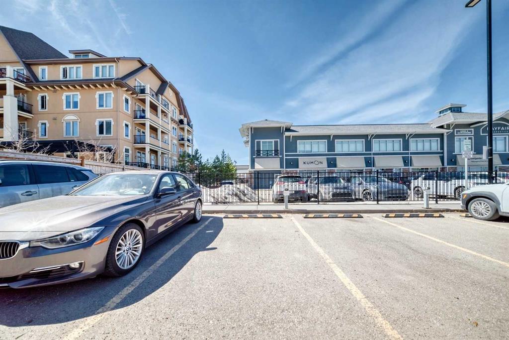 Picture for 2307, 11 Mahogany Row SE