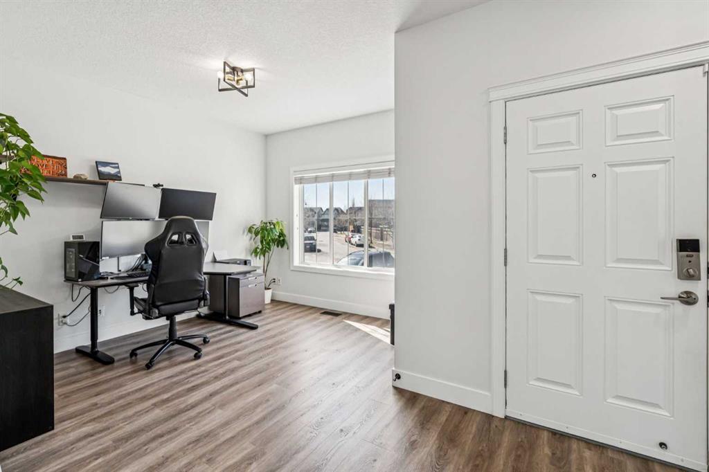 Picture for 54 Elgin Meadows Green SE