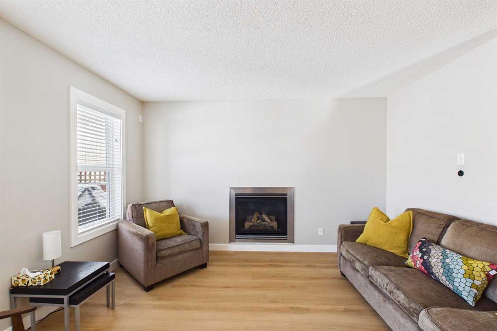 Picture for 216 Covepark Green NE