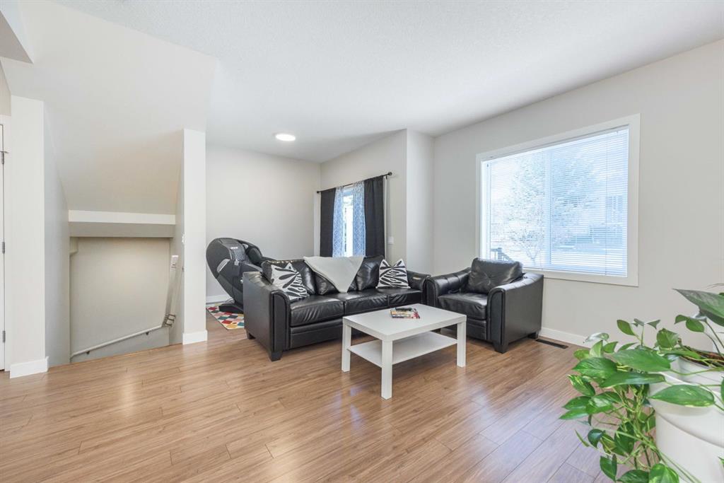 Picture for 82, 300 Marina Drive 