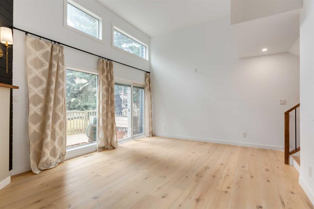 Picture for 256 Point Mckay Terrace NW