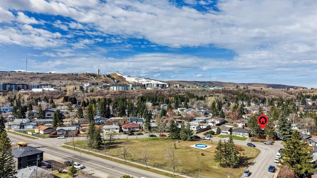 Picture for 32 Beaupre Crescent NW