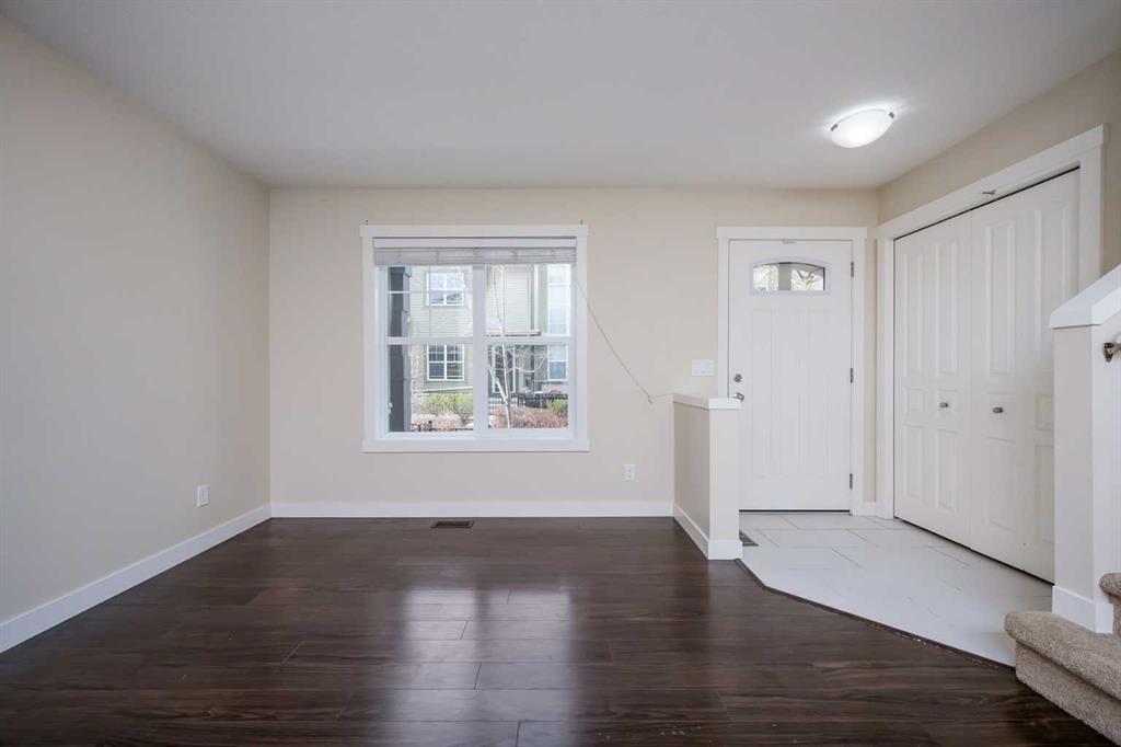 Picture for 211 Mckenzie Towne Square SE