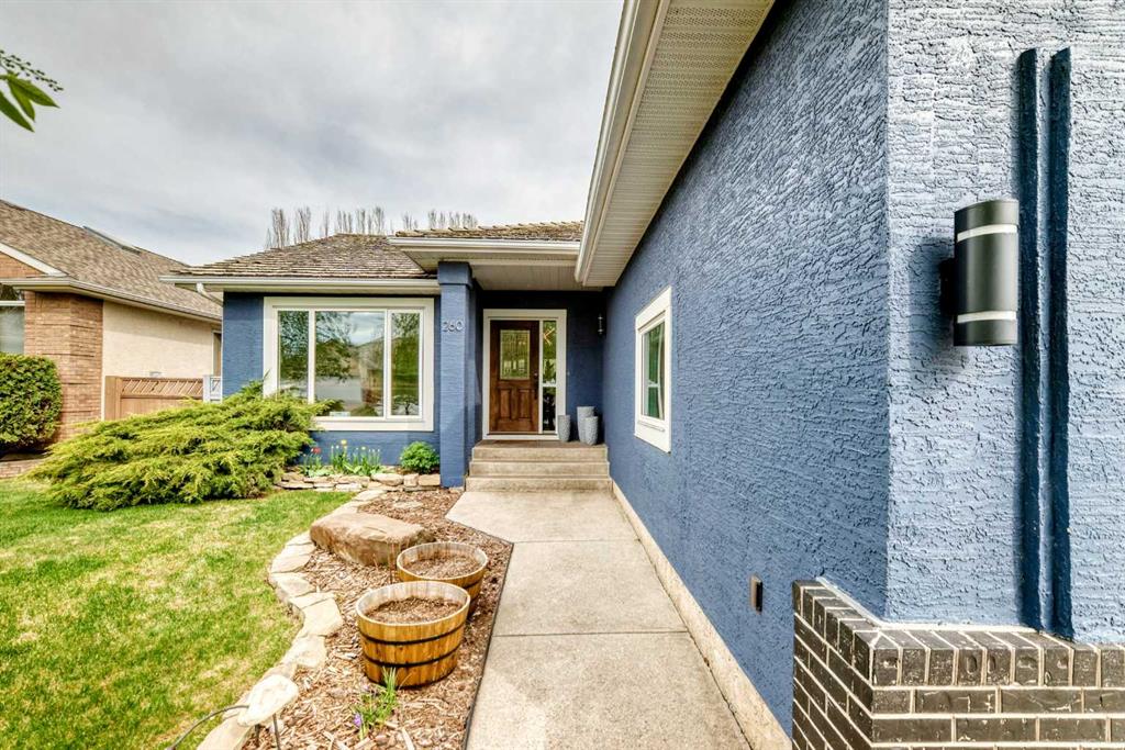 Picture for 260 Westchester Way  