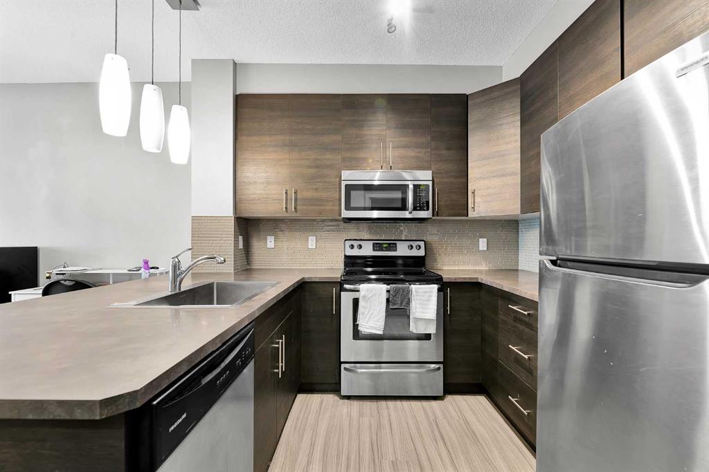 Picture for 224, 207 Sunset Drive 