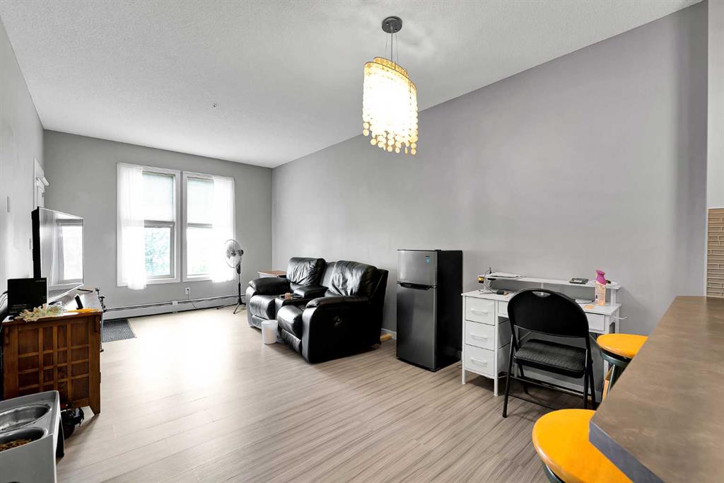 Picture for 224, 207 Sunset Drive 