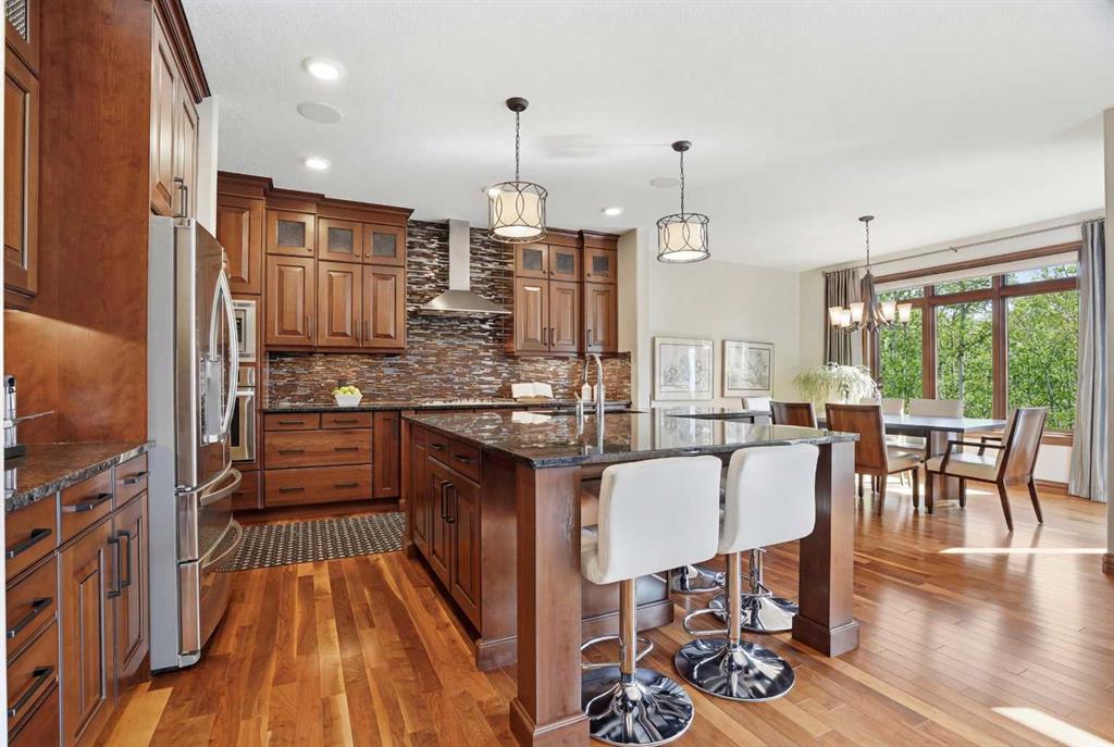 Picture for 12 Aspen Cliff Close SW