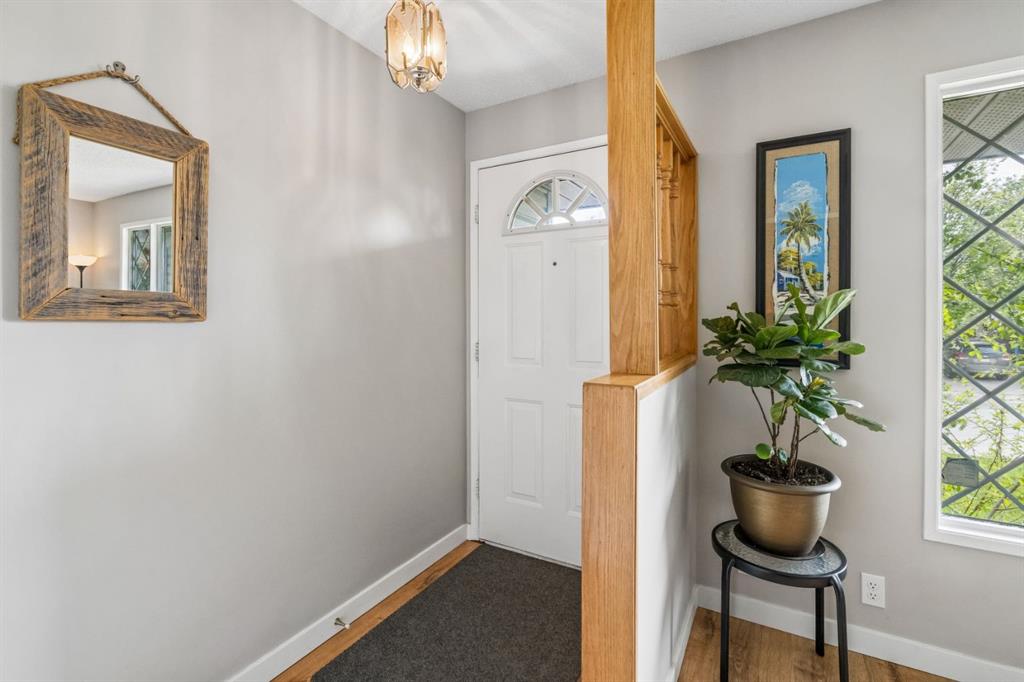 Picture for 47 Cedargrove Way SW