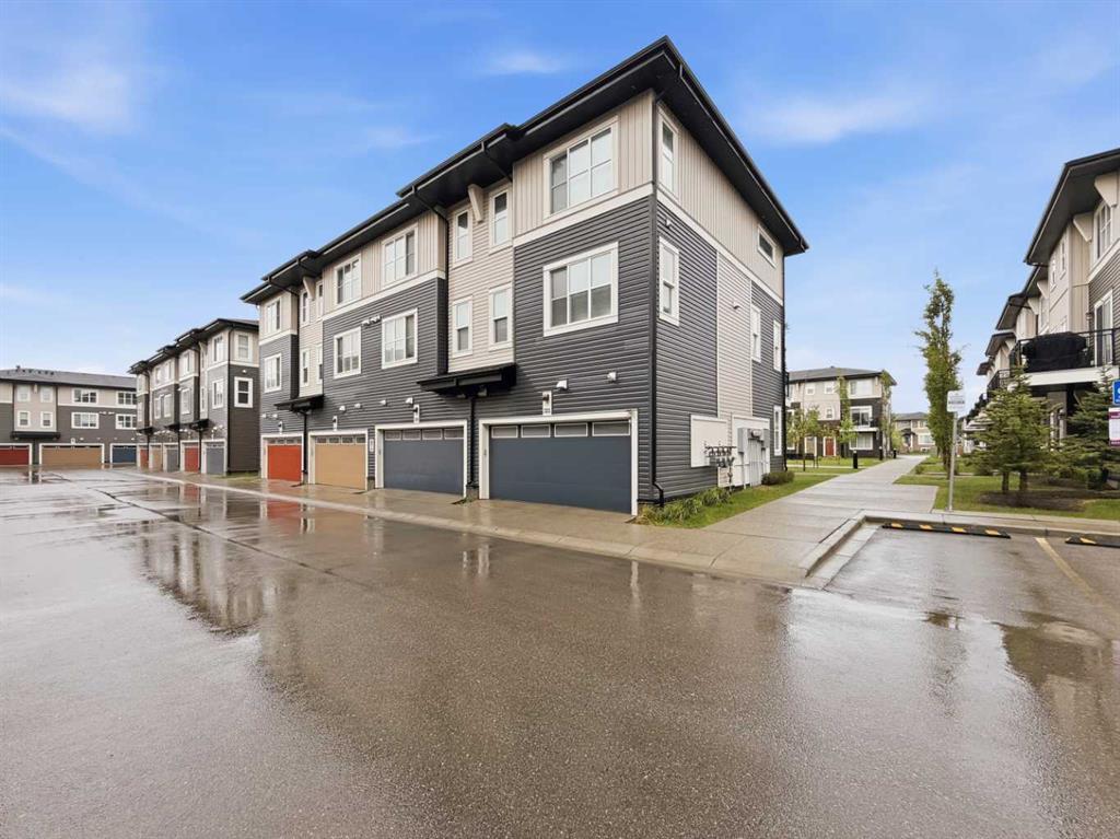 Picture for 322, 72 Cornerstone Manor NE