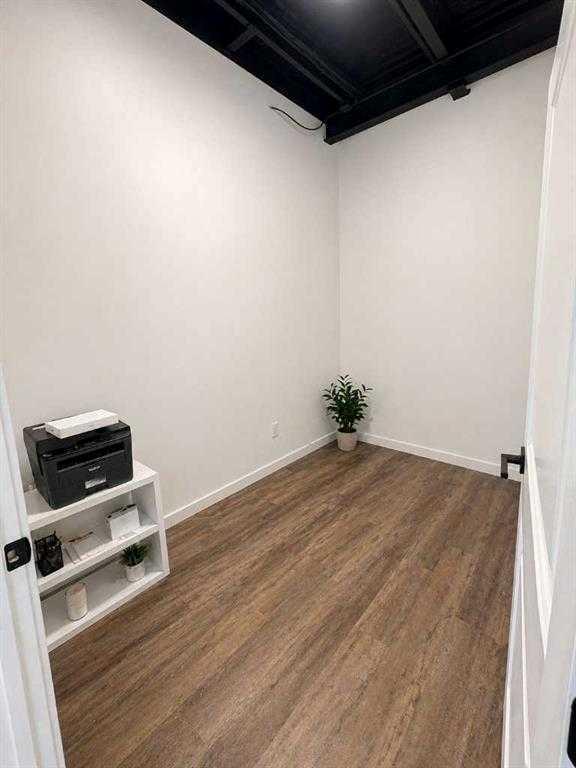 Picture for 109, 3825 34 Street NE