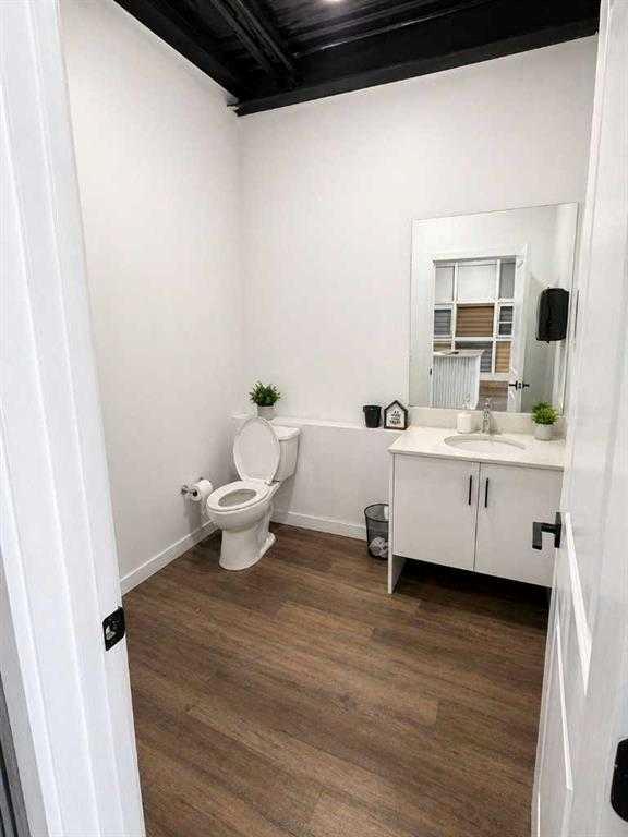 Picture for 109, 3825 34 Street NE