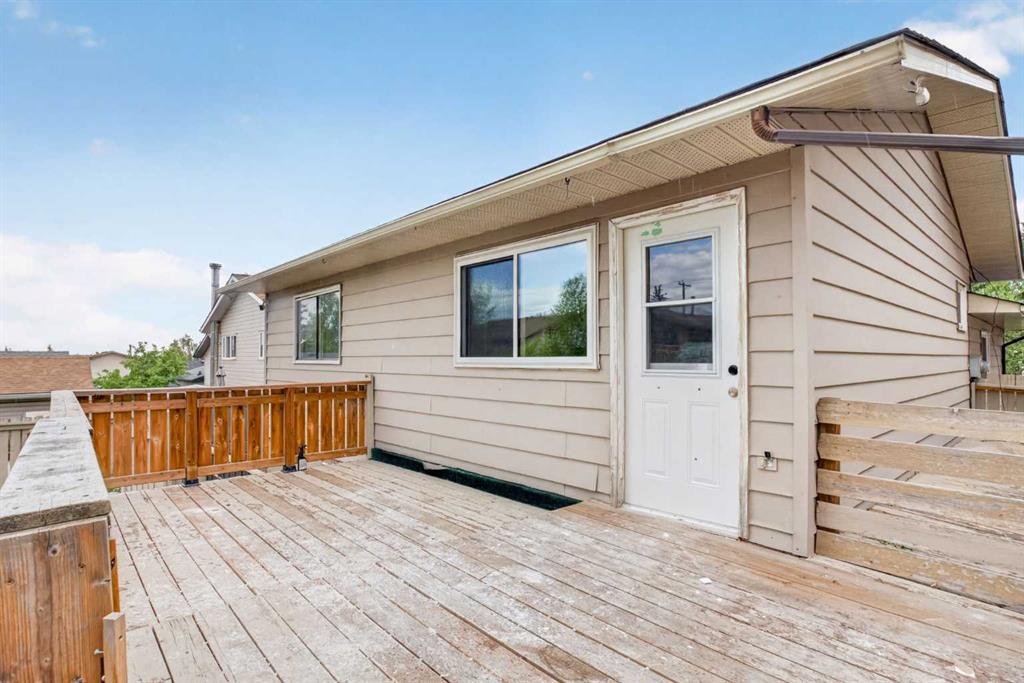 Picture for 304 Beddington Circle NE