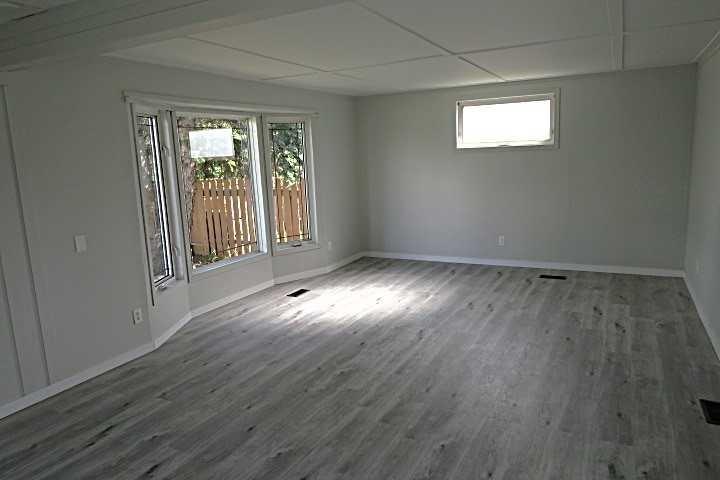 Picture for 28 Riley Street NE