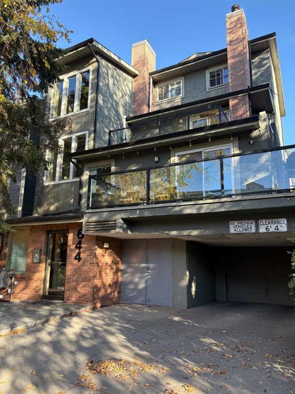 Picture for 303, 644 Meredith Road NE