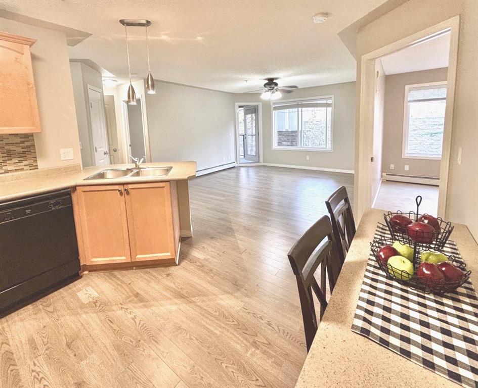 Picture for 116, 369 Rocky Vista Park NW https://www.cirrealty.ca/reb/creb/54/A2266554_10.jpg