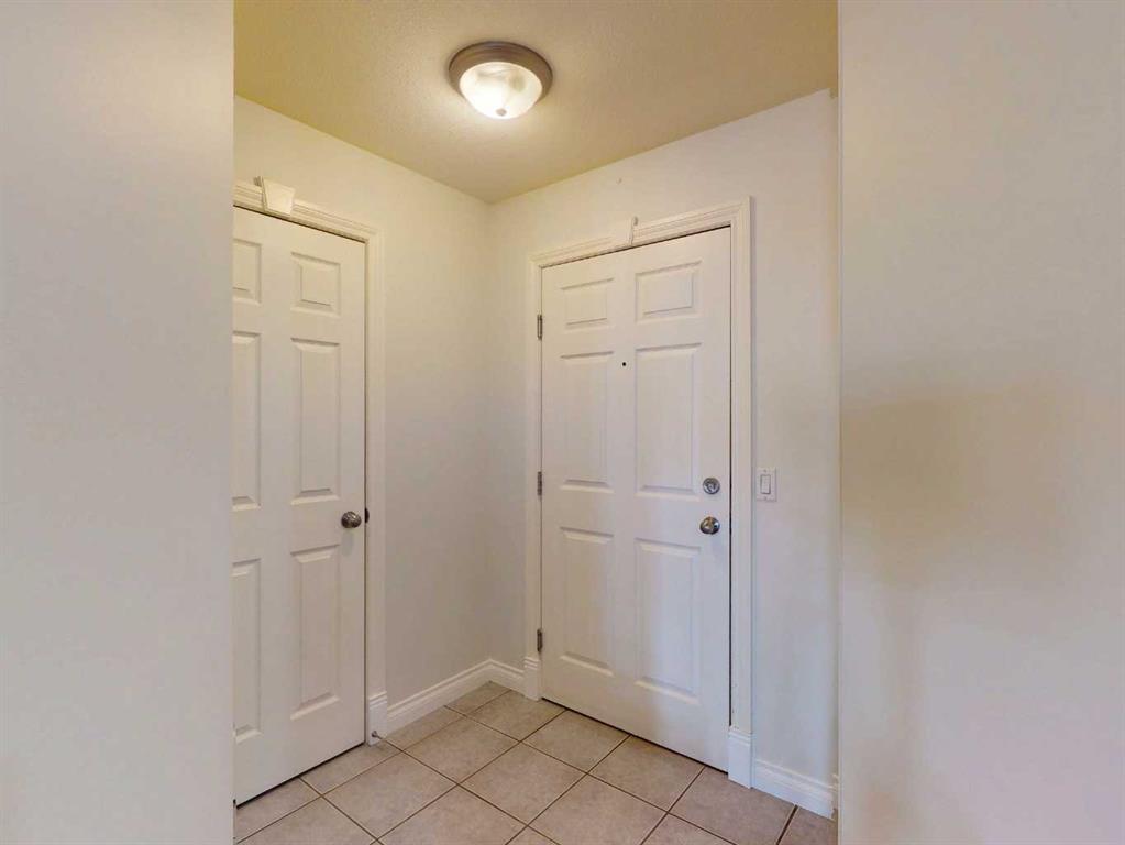 Picture for 302, 417 3 Avenue NE