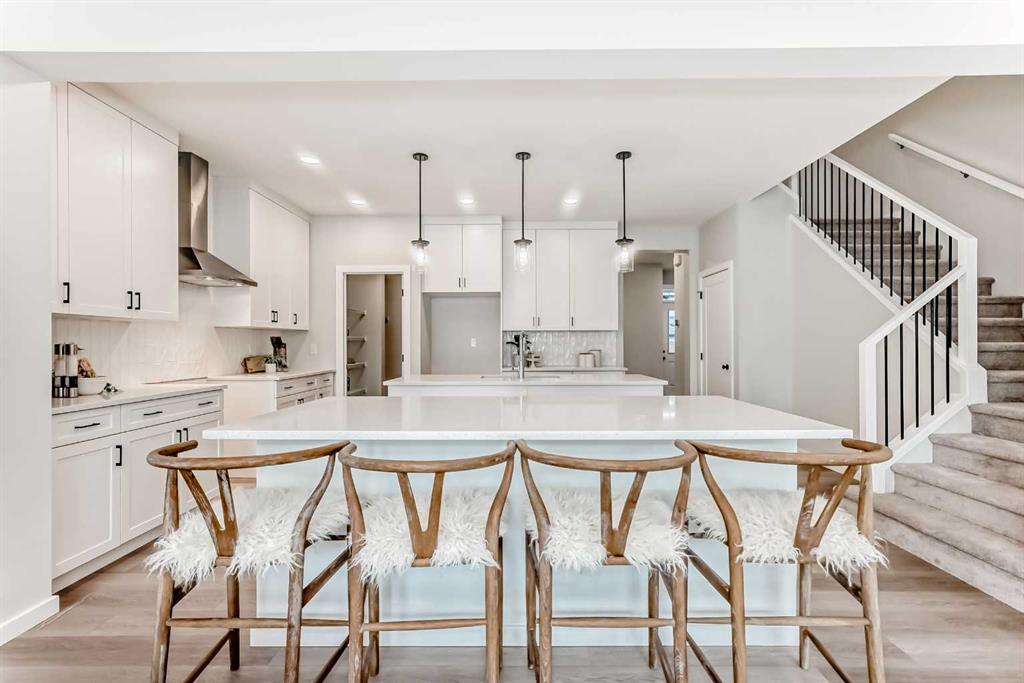 Picture for 50 Walgrove Bay SE