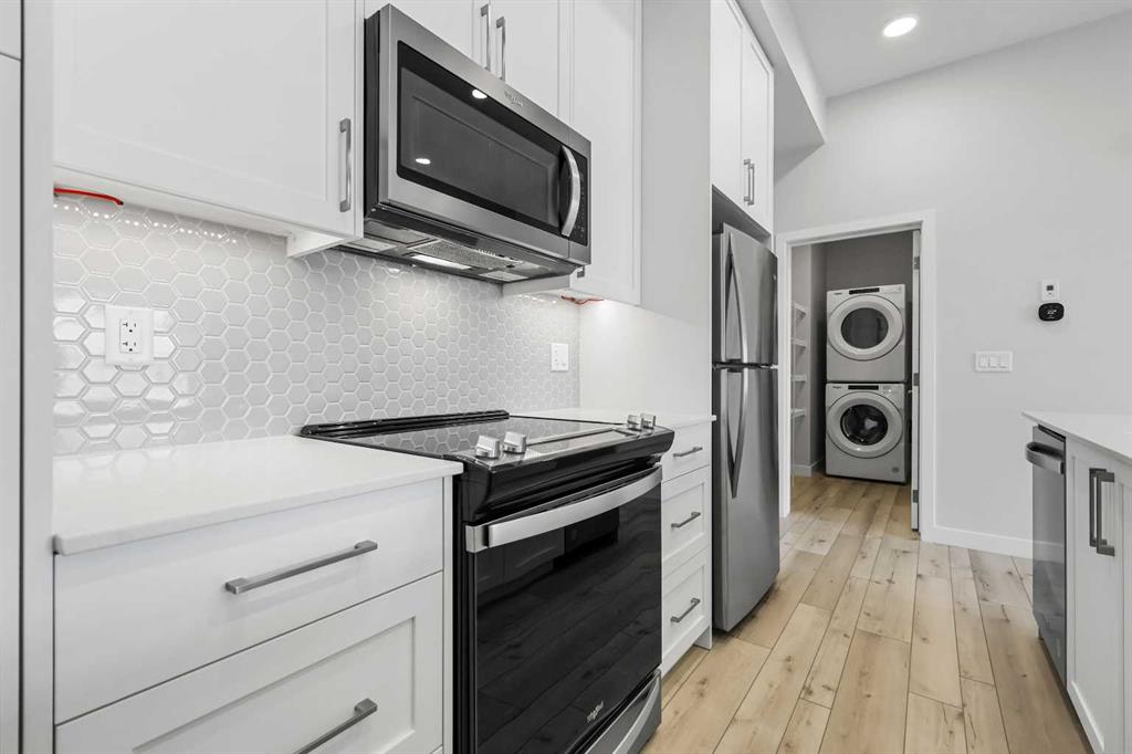 Picture for 408, 255 Les Jardins Park SE