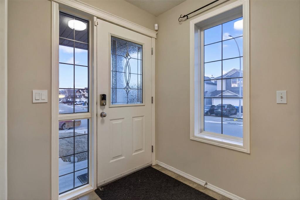 Picture for 147 Everstone Rise SW