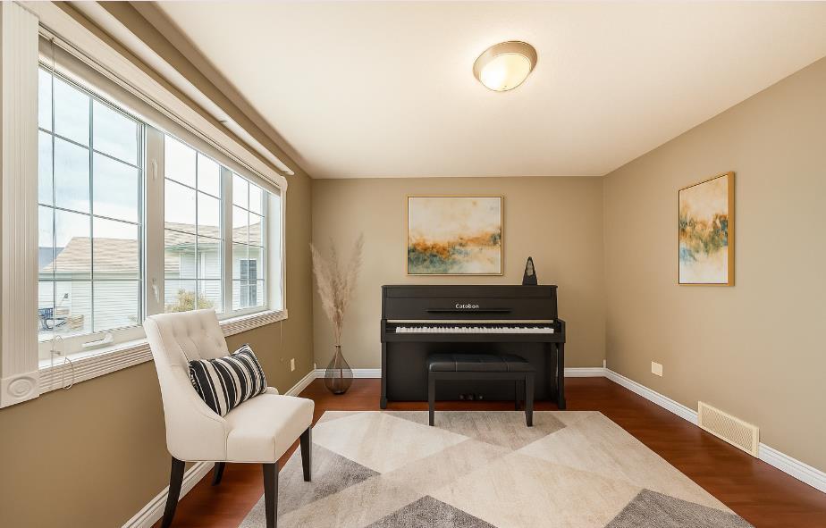 Picture for 310 Highwood Village Place NW