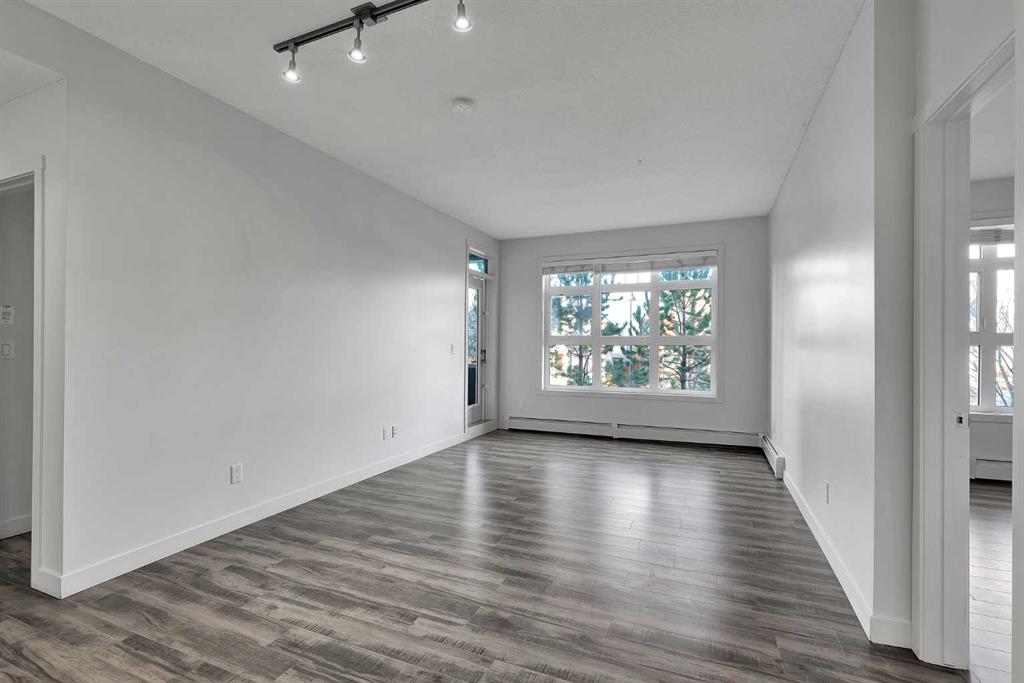 Picture for 215, 25 Auburn Meadows Avenue SE