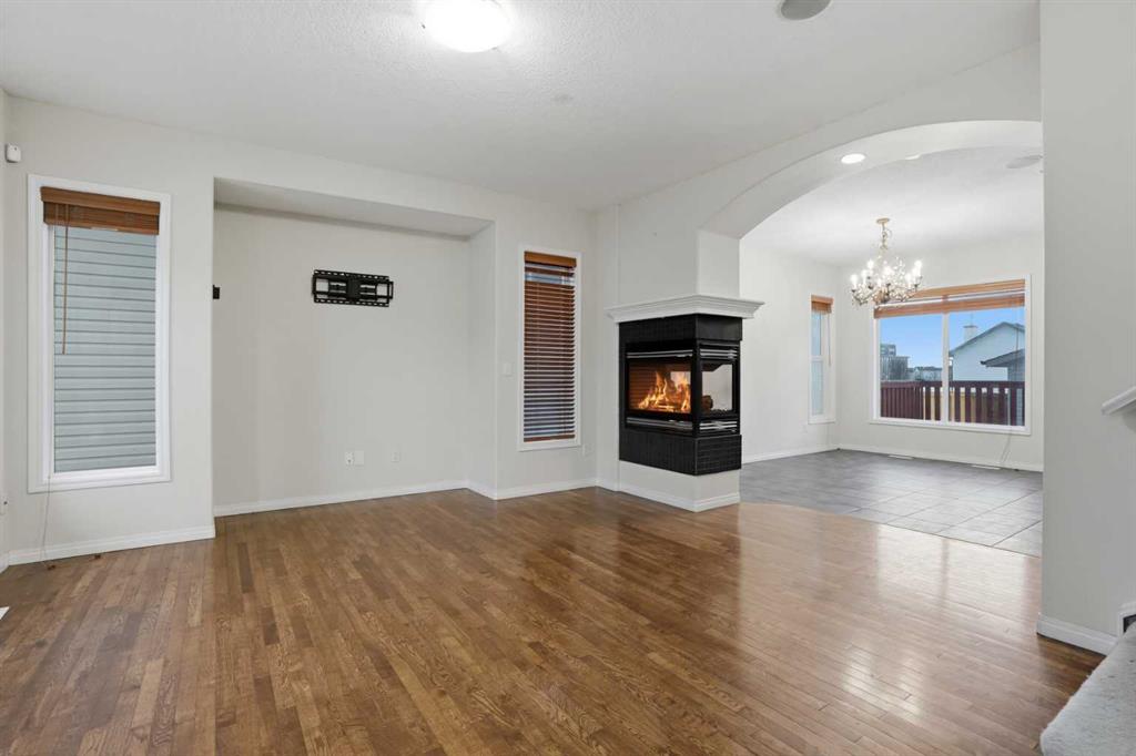 Picture for 8 Taralake Way NE