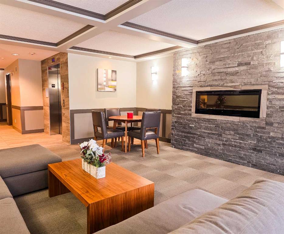 Picture for 3412, 450 Kincora Glen 