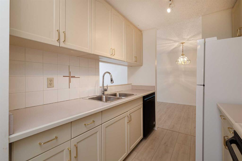 Picture for 207, 723 57 Avenue SW