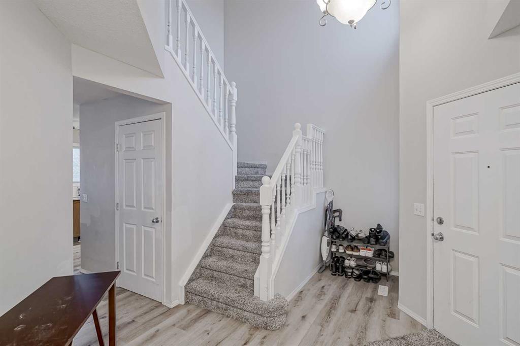 Picture for 222 Bridleridge Way SW