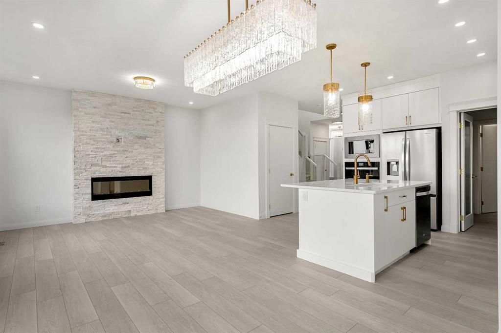 Picture for 94 Cornerbrook Crescent NE