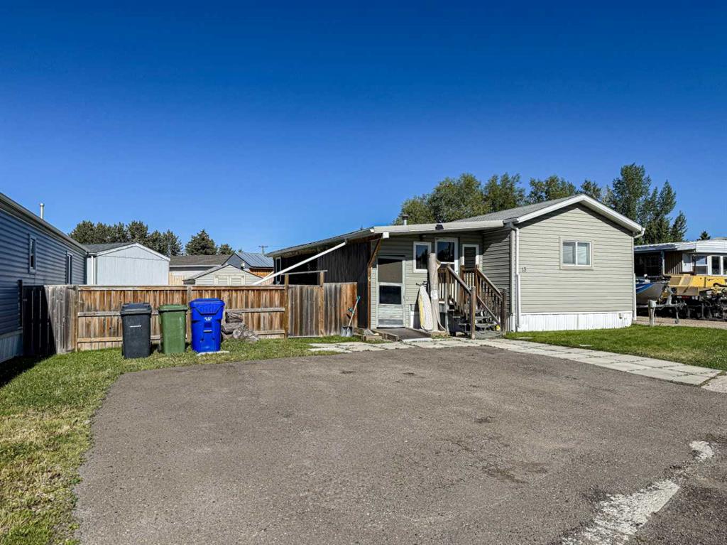 Picture for 13, 5800 46 Street 