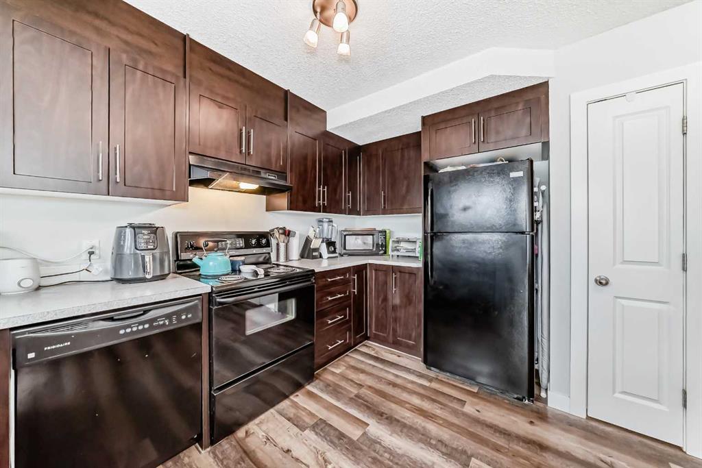 Picture for 1227 137 Avenue SE