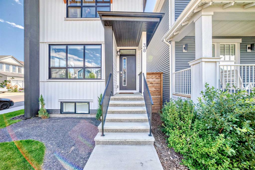 Picture for 38 Lavender Road SE